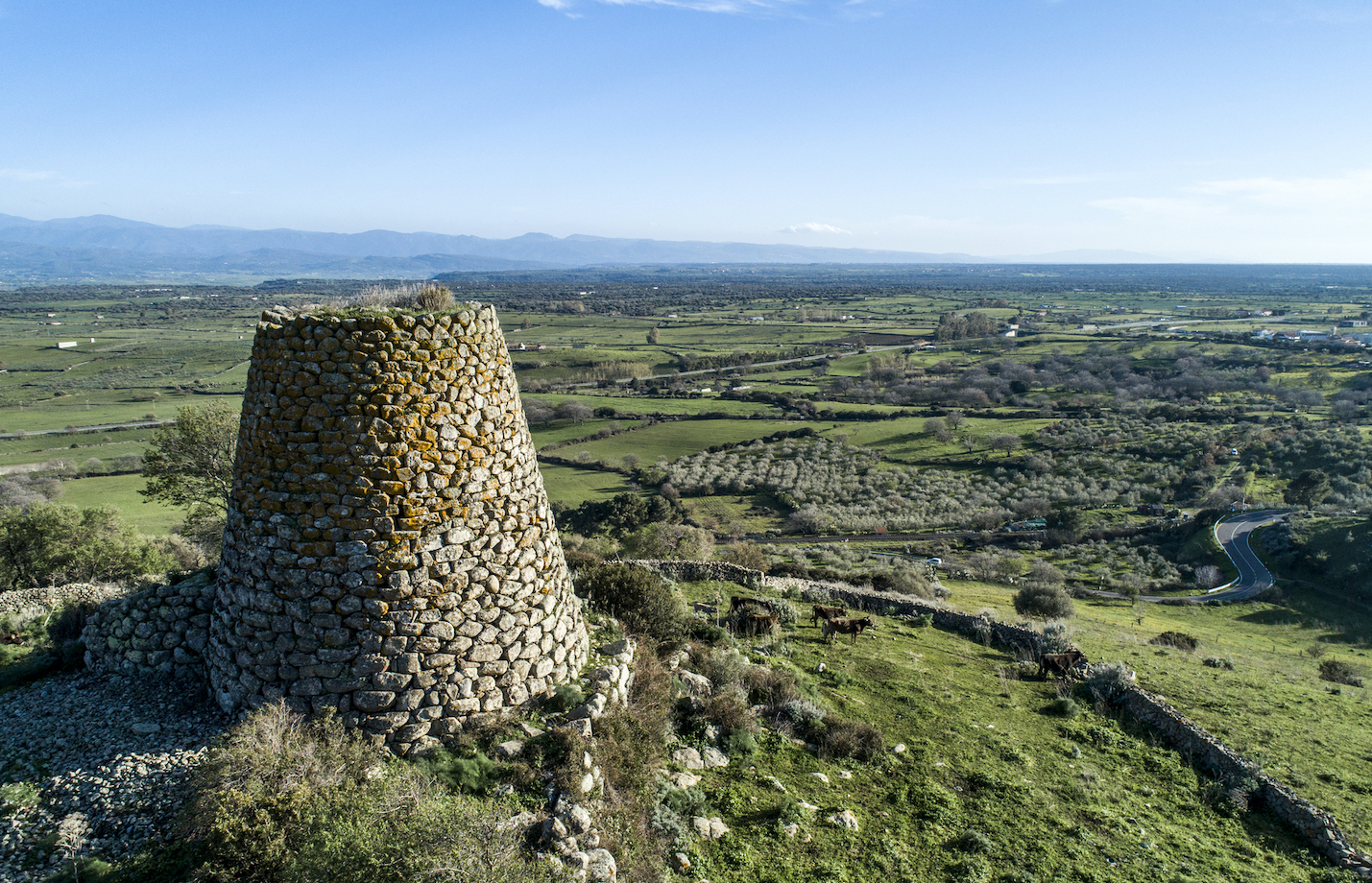 IL PAESE